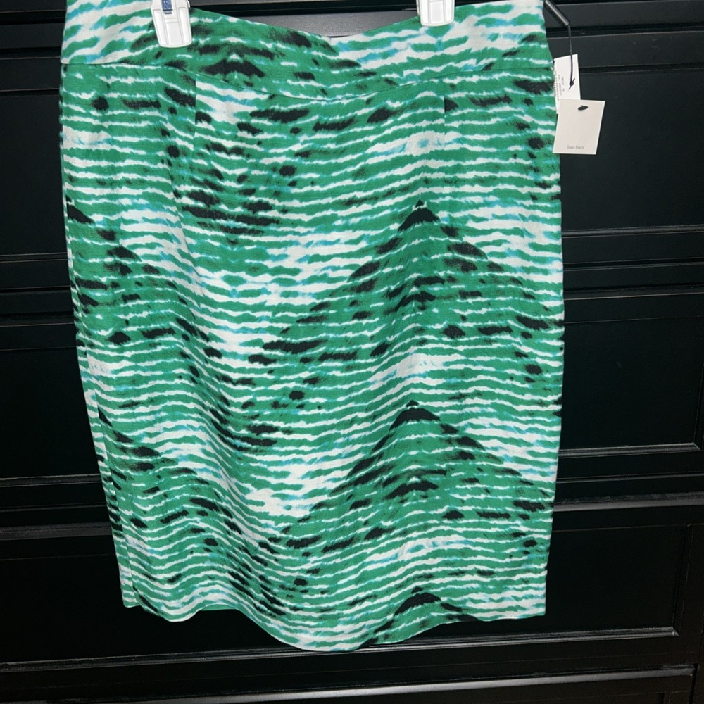 New Calvin Klein Skirt Emerald‎ Green Size 10 Skirt Length 22.5